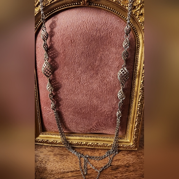 Lia Sophia Jewelry - Lia Sophia Necklace